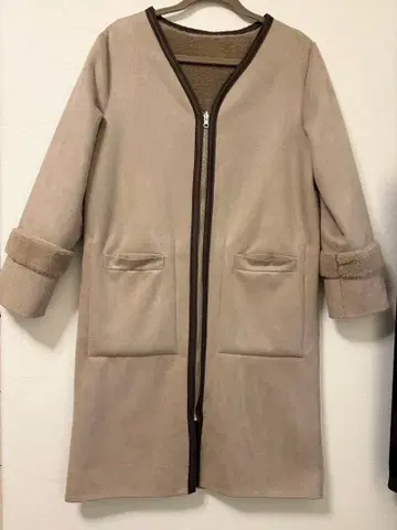 리버서블 노카라 코트