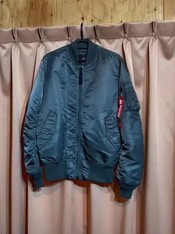 ALPHA INDUSTRIES L-2B M 사이즈