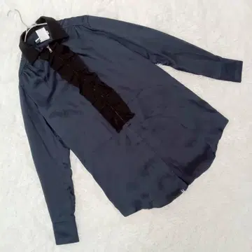 새상품급 스포츠 맥스 코드 (38) 프론트 프릴 긴팔 블라우스 하프 업