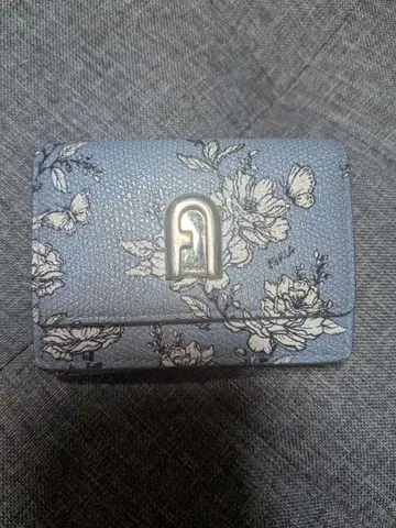 레어 훌라 FURLA 3단 폴더형 지갑
