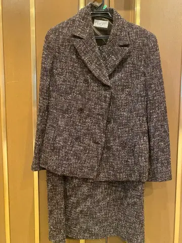 SUVI 트위드 셋업 클리닝 완료