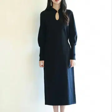 SAISON DE PAPILLON 하이 게이지 편직 긴팔 니트 원피스