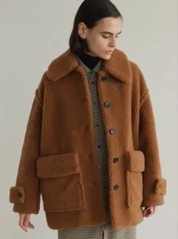 CLANE 24AW 보아 자켓