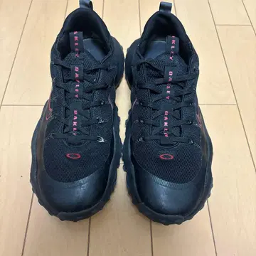 Oakley 블랙 트레일 신발