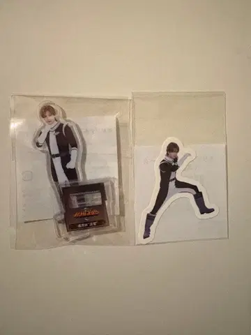 카이누마 류세이 아크릴 스탠드 스티커