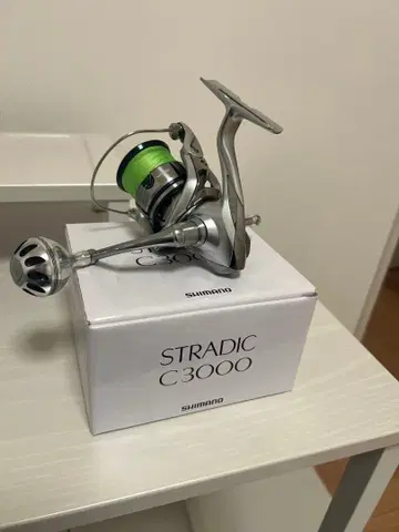 SHIMANO STRADIC C3000 스피닝 릴