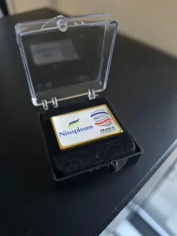 오사카 만박 프랑스 파빌리온 관계자 한정판 핀 배지