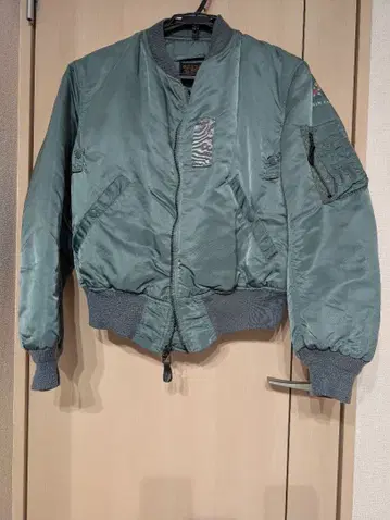 ALPHA INDUSTRIES MA-1 50s 복각판 M