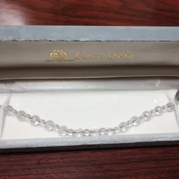 Space Power 화이트 수정 130면 컷 팔찌 M