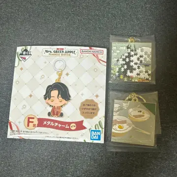 Mrs. GREEN APPLE 1번 복권 F상 메탈 참 2개 세트