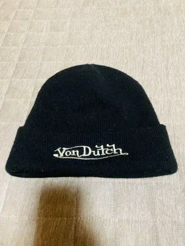 Von Dutch 블랙 니트 모자