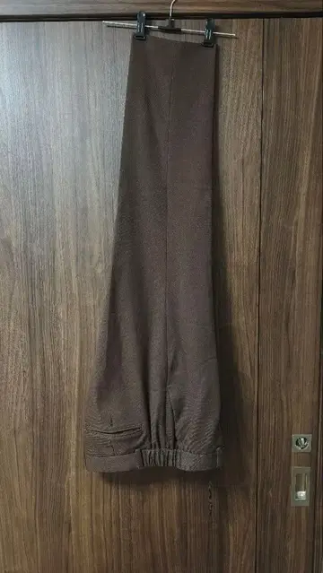 퍼블릭 도쿄 브라운 슬랙스