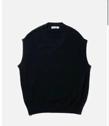 쿠티 블랙 니트 V넥 베스트