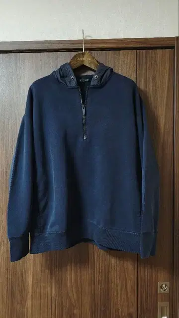 유니클로 +J 후드티