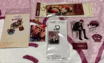 아이나나 이누마루 토마 아크릴류 묶음 판매 총 6점