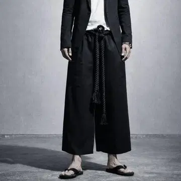 와이드 팬츠 남성용 모드 스타일 크롭 팬츠 개성있는 사루엘 팬츠