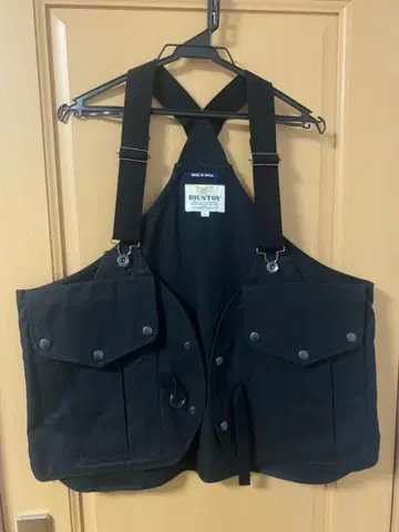 HOUSTON 블랙 베스트