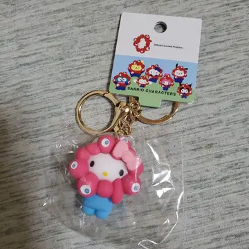 먀쿠먀쿠 산리오 콜라보 헬로키티 키링