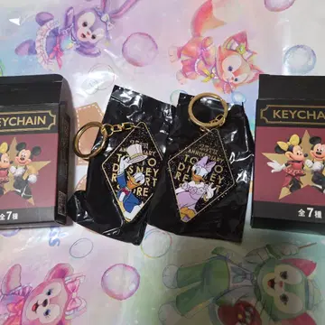 도날드 & 데이지 디즈니 스토어 25주년 시크릿 키링