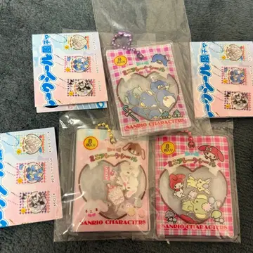 새상품 산리오 캐릭터즈 바스락 프레이크씰풍 참 3개 세트