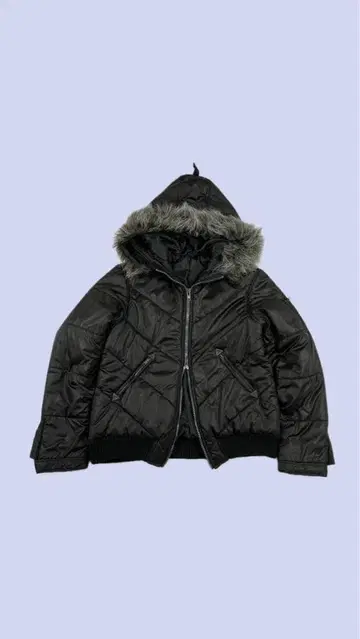 블랙 퍼(fur) 부착 다운 자켓