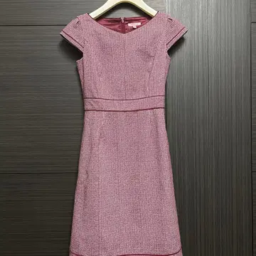 [레어] TOCCA 반팔 무릎 기장 원피스 00