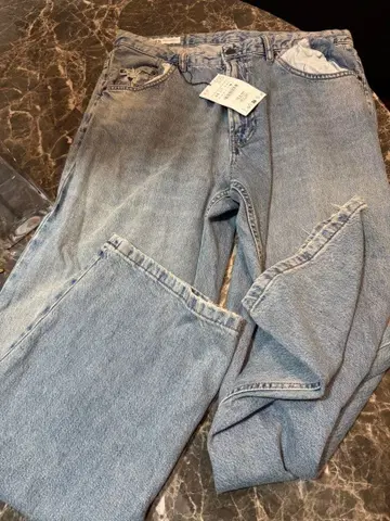 ZARA 라이트 블루 데님 청바지 44사이즈 미사용