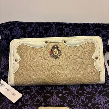 ANNA SUI 엠보싱 가공 장지갑 베이지