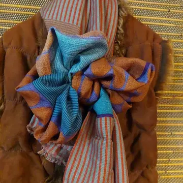 ANAmaison 대형 스톨 실크 울 멀티컬러 사진보다 약간 어두운 색