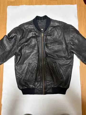 블랙 레더 봄버 자켓