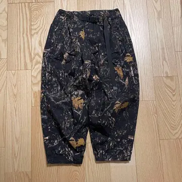 TIGHTBOOTH BULLET CAMO BALLOON PANTS