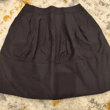 [ 착용 횟수 적음! ] 어반 리서치 ROSSO 블랙 스커트