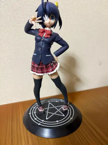 중2병이라도 사랑이 하고 싶어 타카나시 릿카 피규어