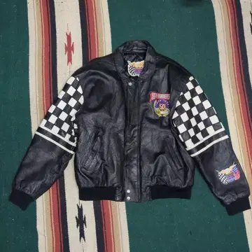 50주년 기념 가죽 자켓