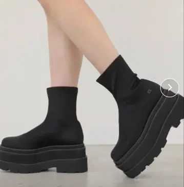 울트라 스트레치 플랫 숏부츠 M 사이즈