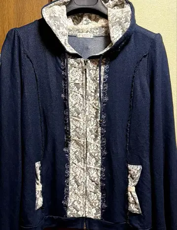 axes femme 프릴 집업 후드티와 상의 2점