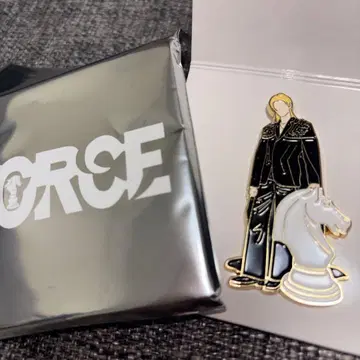 straykids 필릭스 FORCE 2026 핀 배지