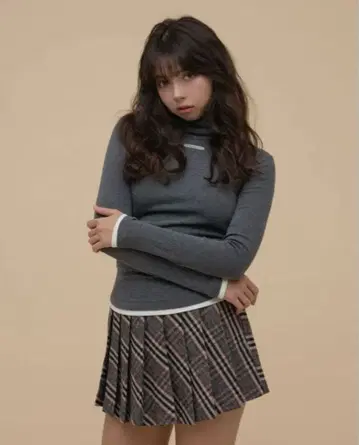 andmary Ava 레이어드 탑