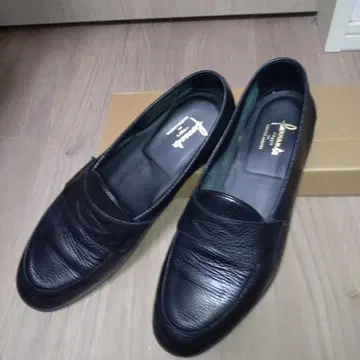 [ UA 별주 ] FERRANTE 가죽 로퍼 블랙 26.5cm 러버 솔