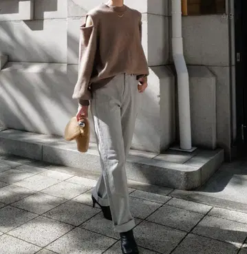 machatt 브라운 오픈 숄더 니트 긴팔