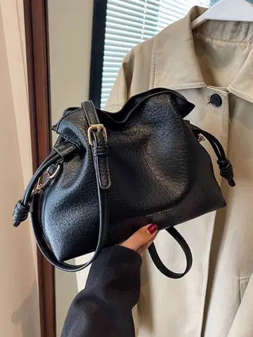 블랙 복조리형 숄더백