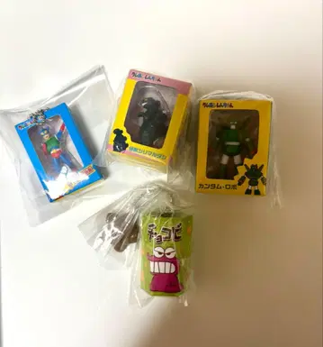 짱구는 못말려 피규어 4개 세트