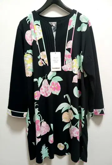 미사용 레오나르 스포츠 튜닉 44