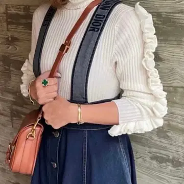 cygne 소매 프릴 터틀 니트 lily 화이트