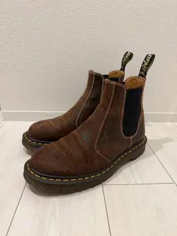 Dr.Martens 닥터마틴 31860749 사이드 고어 부츠