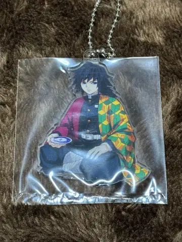 토미오카 기유 로프트 아크릴 키링