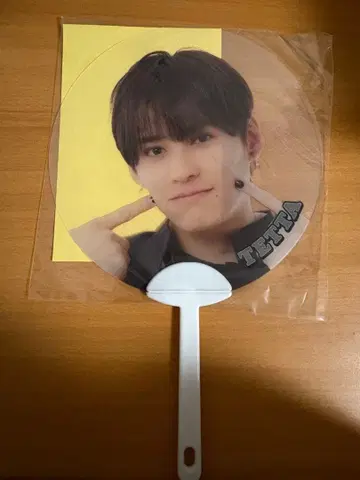 ONE N' ONLY TETTA 부채