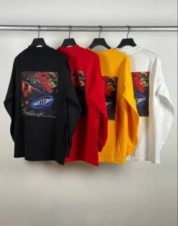 챌린저 레드 긴팔 티셔츠 백 프린트