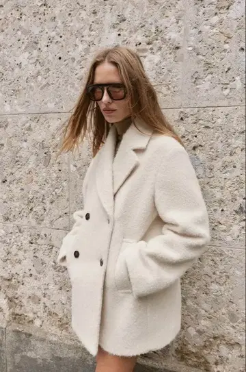 부클레 더블 브레스트 미디 기장 코트