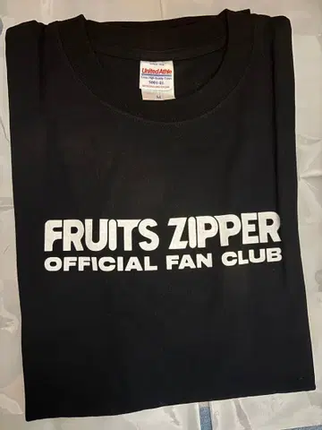 FRUITS ZIPPER 팬클럽 한정판 T셔츠
